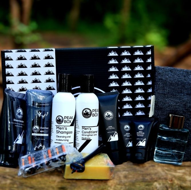 The PeakBox Effortless Grooming For Everyday Men - PeakBox mens grooming subscription, shampoo, conditioner, beard butter, face wash 